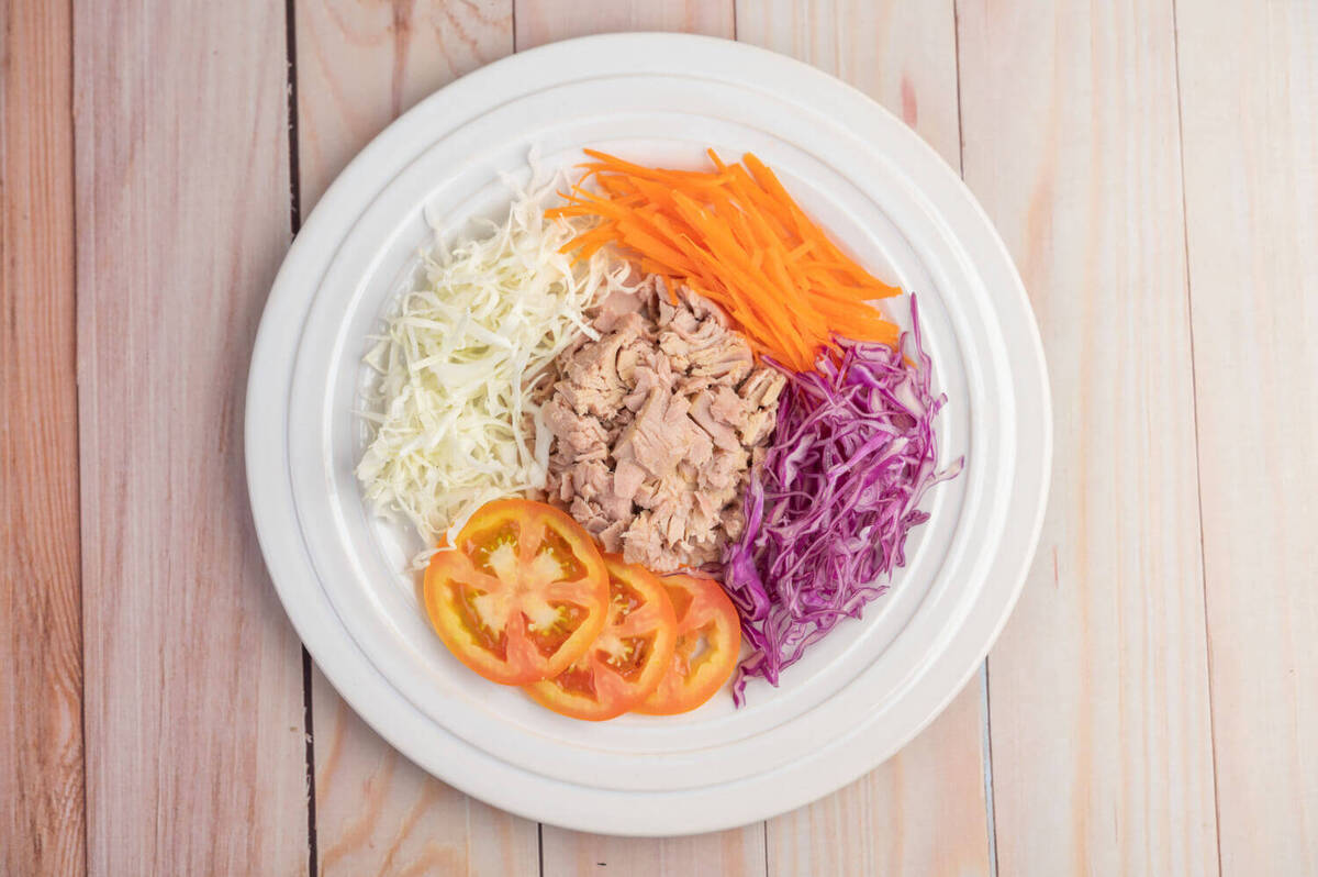 Ton Balıklı Salata Kaç Kalori?