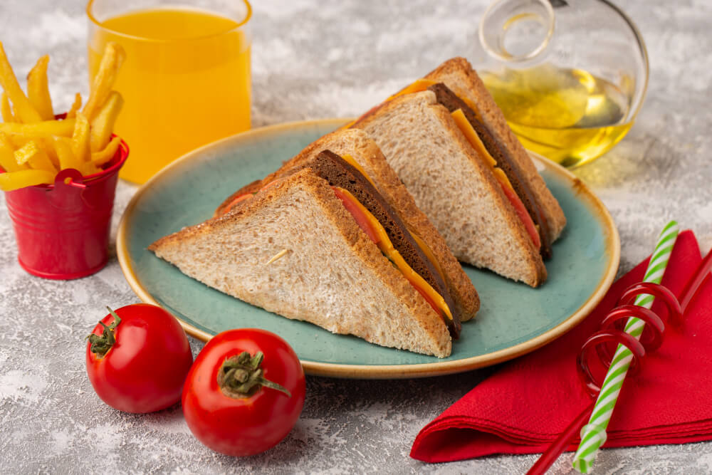 Hangi Tost Kaç Kalori? Tost Çeşitlerinin Besin Değerleri ve Sağlıklı Alternatifler